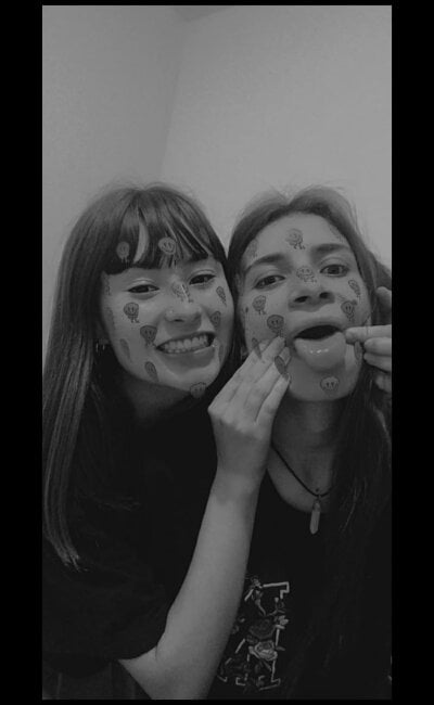 Charlotte_and_Violett Avatar