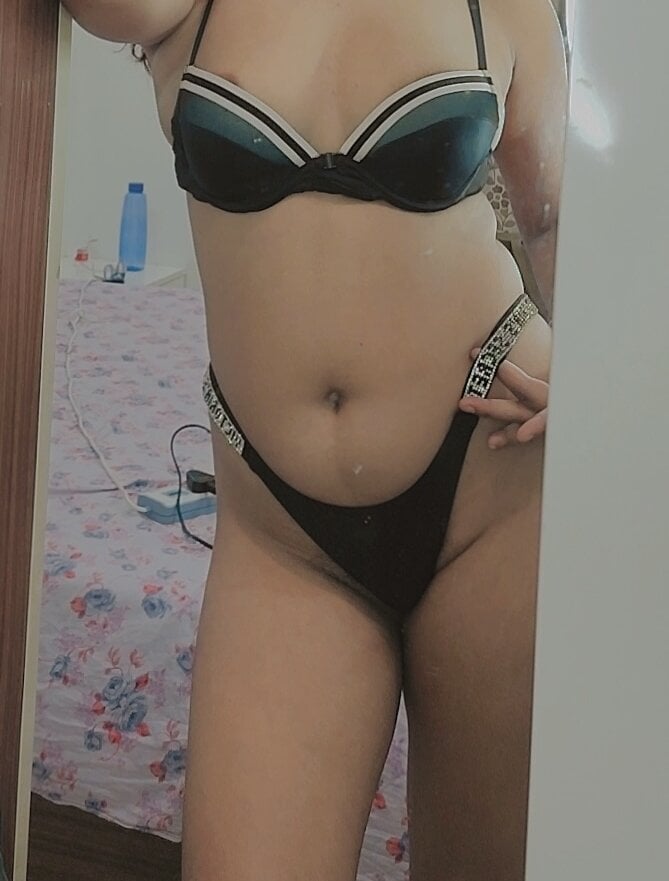 Rakhi_sawantt