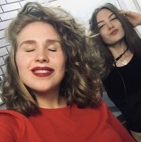 webdsmgirls' Offline Chat Room