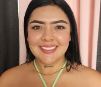 StephanieYark's Offline Chat Room
