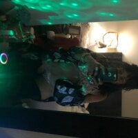 ChinadollNycExotica's Offline Chat Room