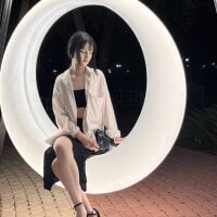 amia_cooperr's Offline Chat Room