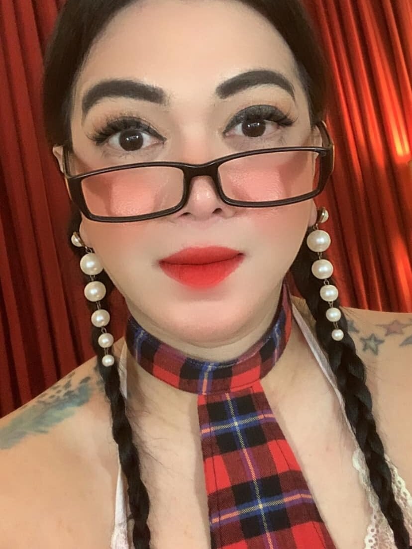 SexytaryKim's Offline XXX Chat