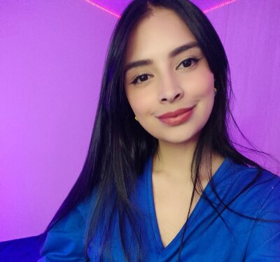 valentina-marin 🐬 live chat