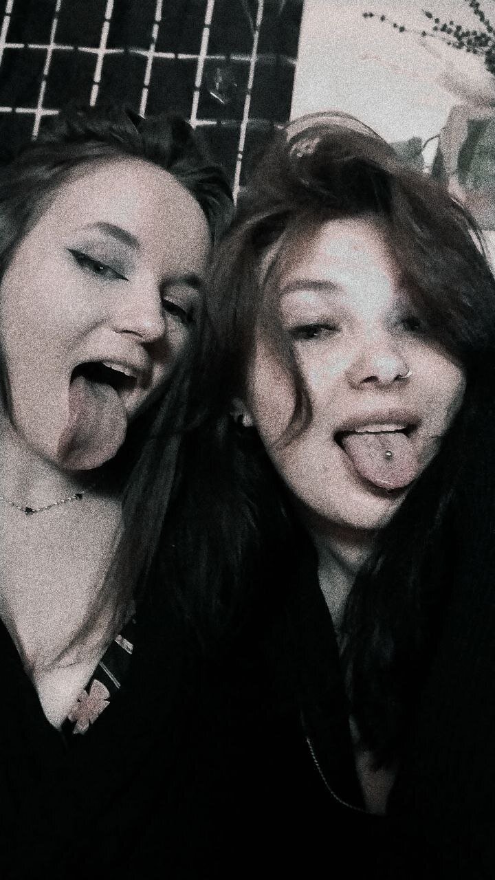 Prettgirls_
