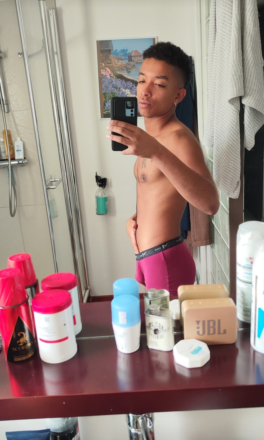 chavalpeludo from stripchat