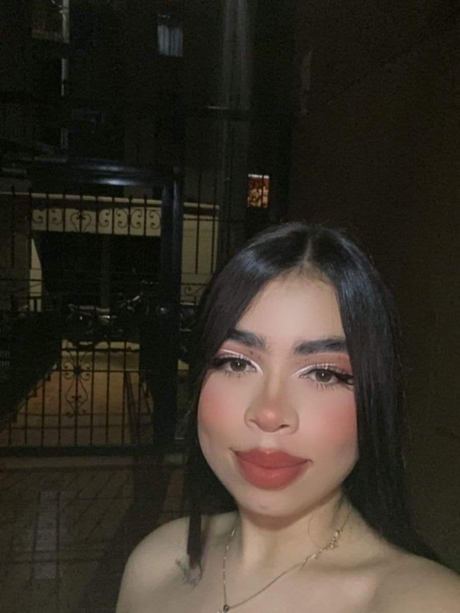 Show Webcam en Directo Gratis & Chat Porno XXX de Faloon__ xHamsterLive