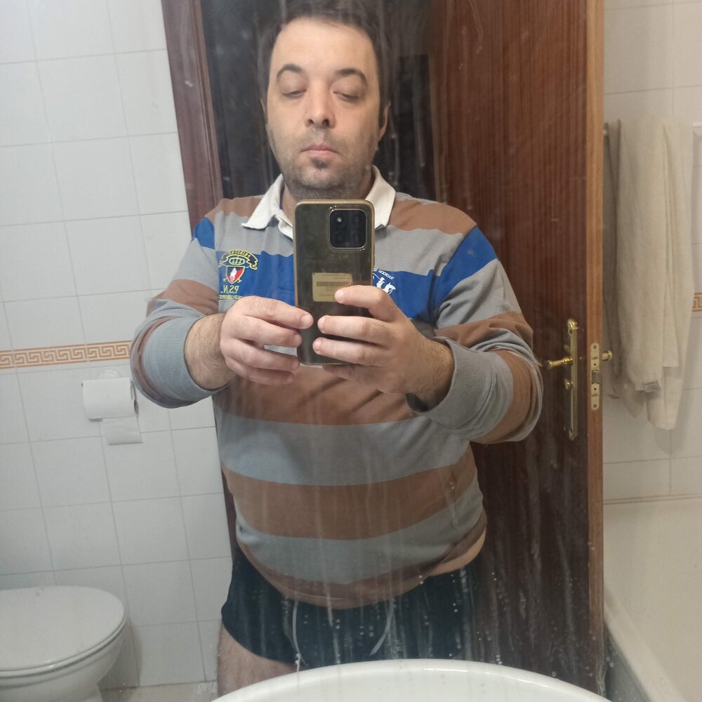 Traviesooooooooooo's Offline XXX Chat