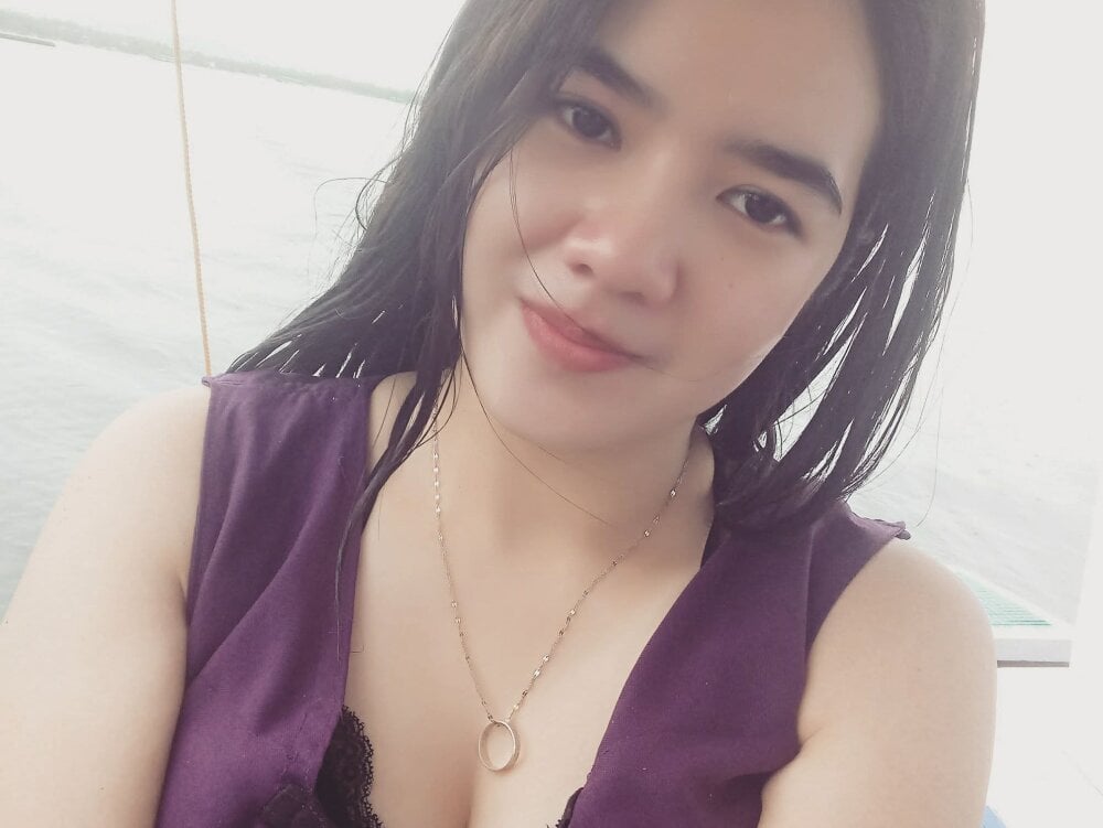 zeinabb profile