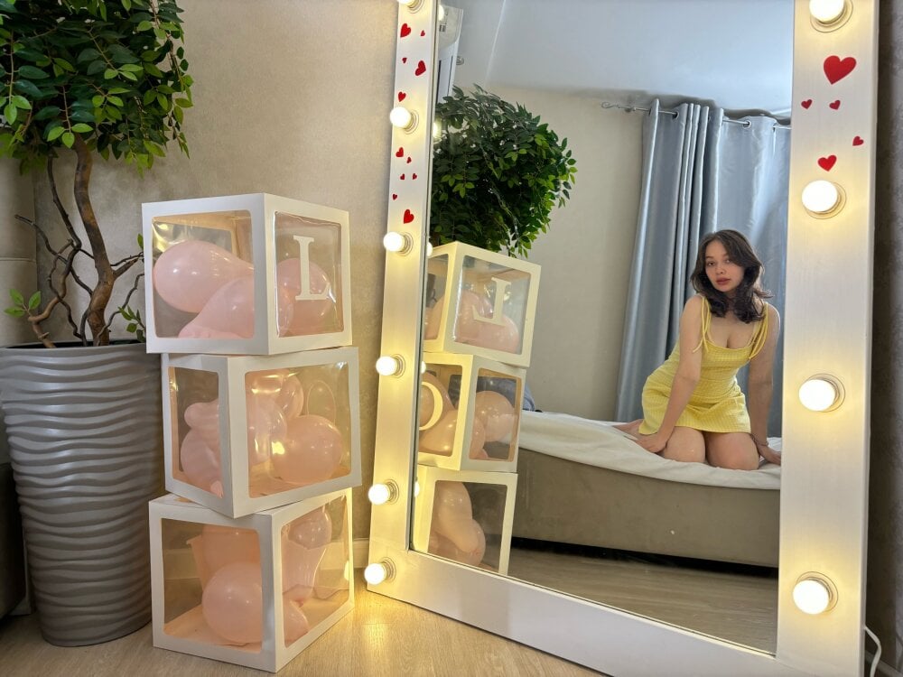 Lesly_Flora profile