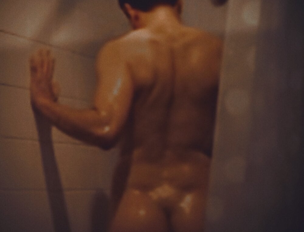 theadonistouch's Offline XXX Chat