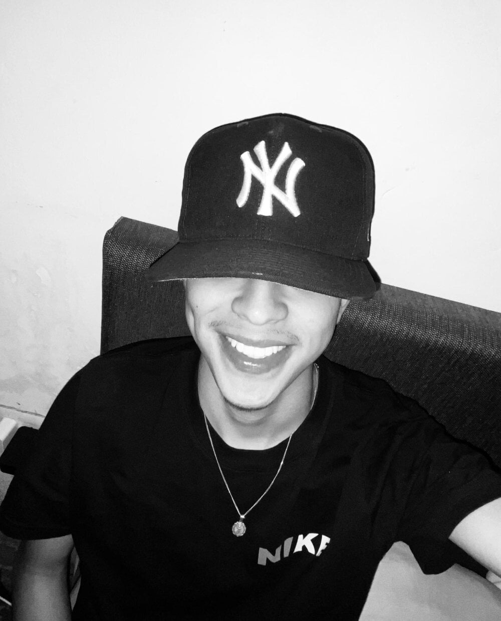 Azam_bo-
