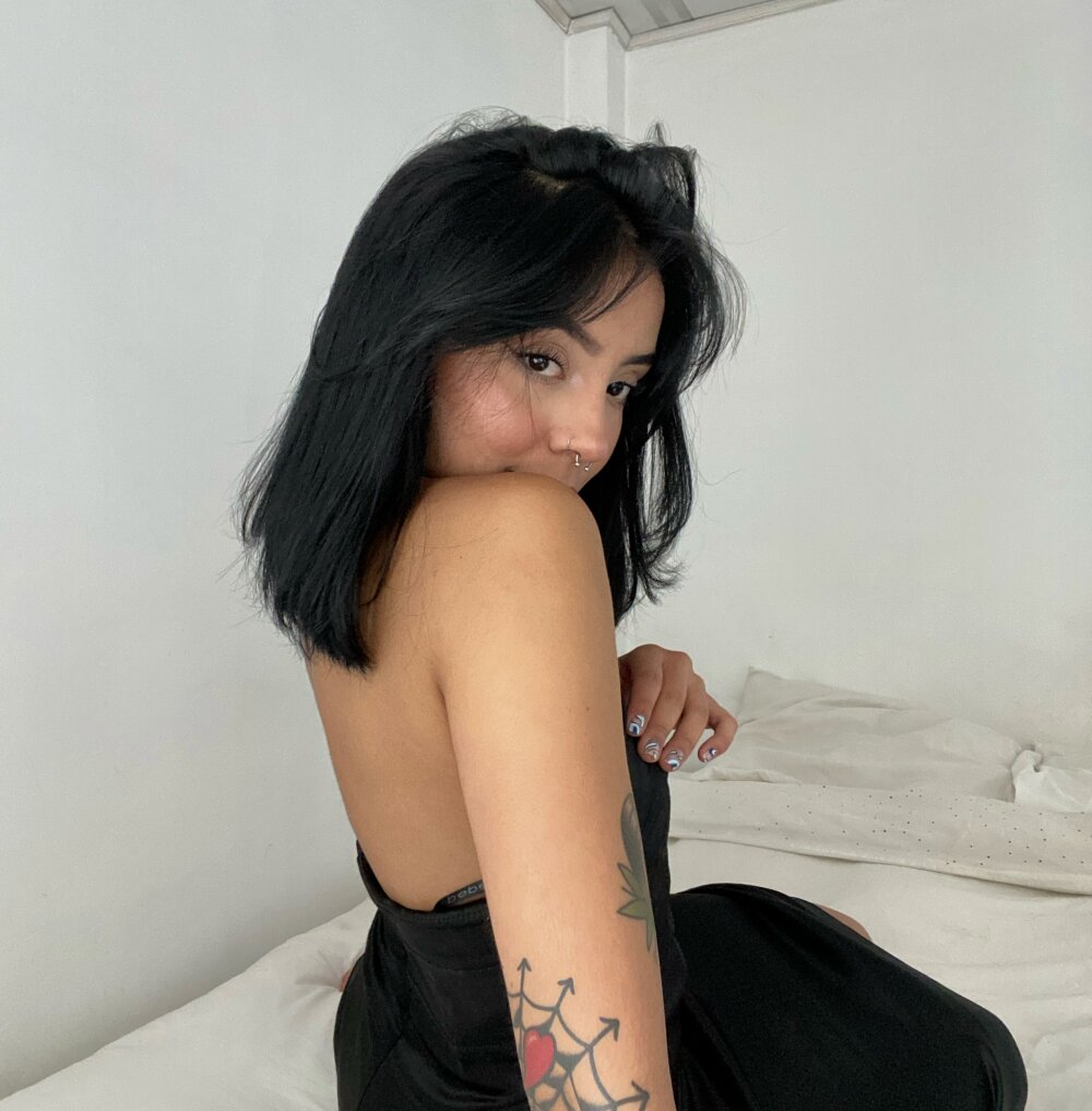 AriTyler profile