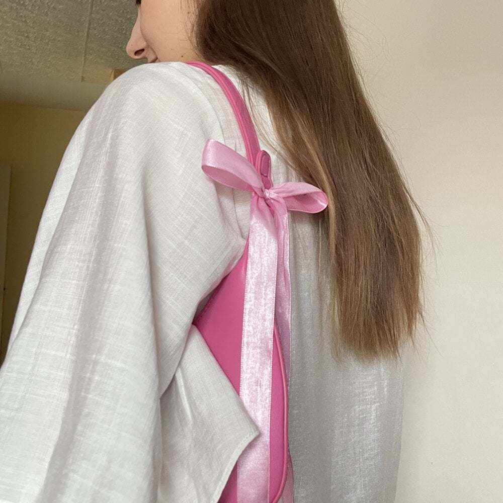 SoulHiperAgne_ live cam model at StripChat