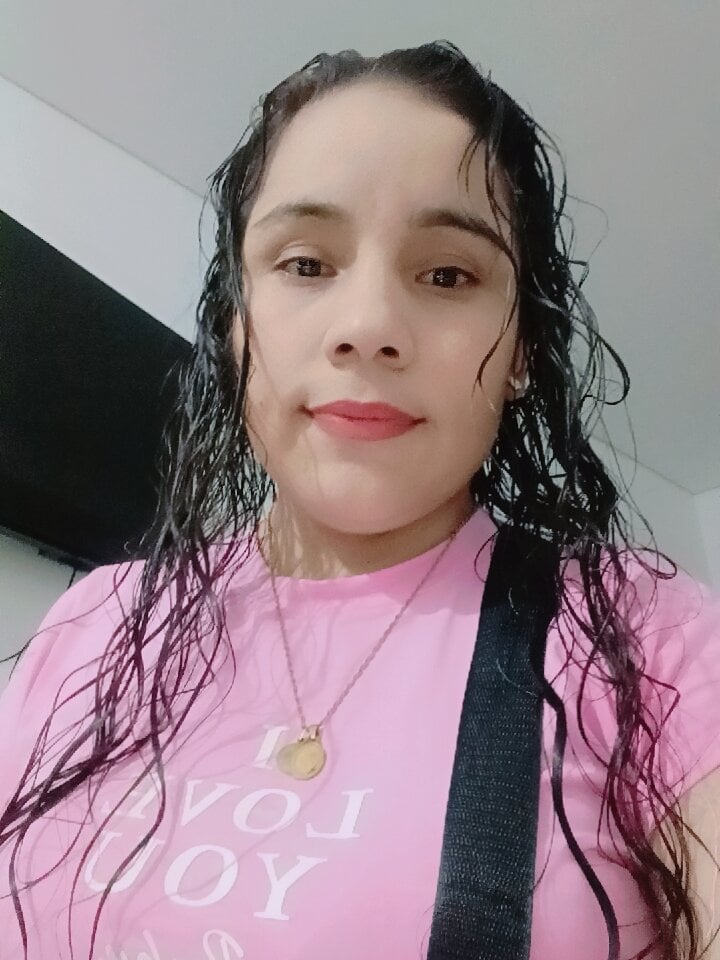 elivecams.com miichell_dss livesex profile in granny cams