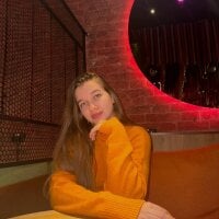KeeleyCompston offline chatrum