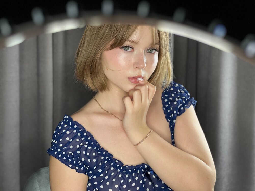 YourLittleAngel-