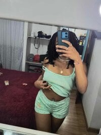 ShheilaAiris' Offline XXX Chat