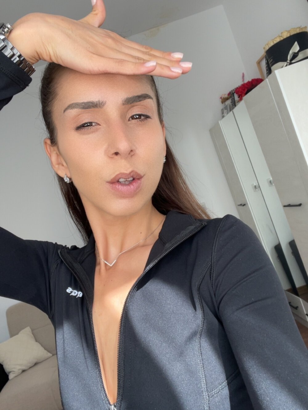 badgirlwebcam.com jenniferxburil livesex profile in bisexual cams