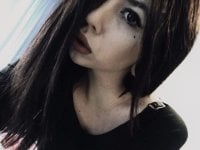 LoraLay's Offline Chat Room