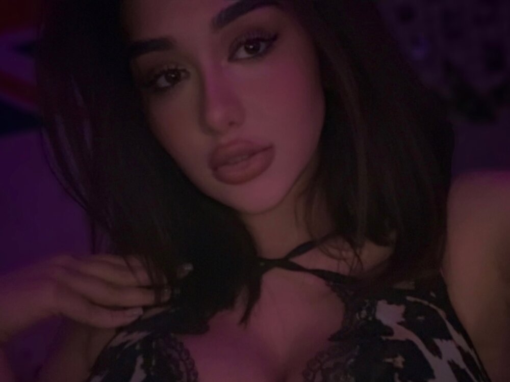 AlisiaRiley 💫 chat