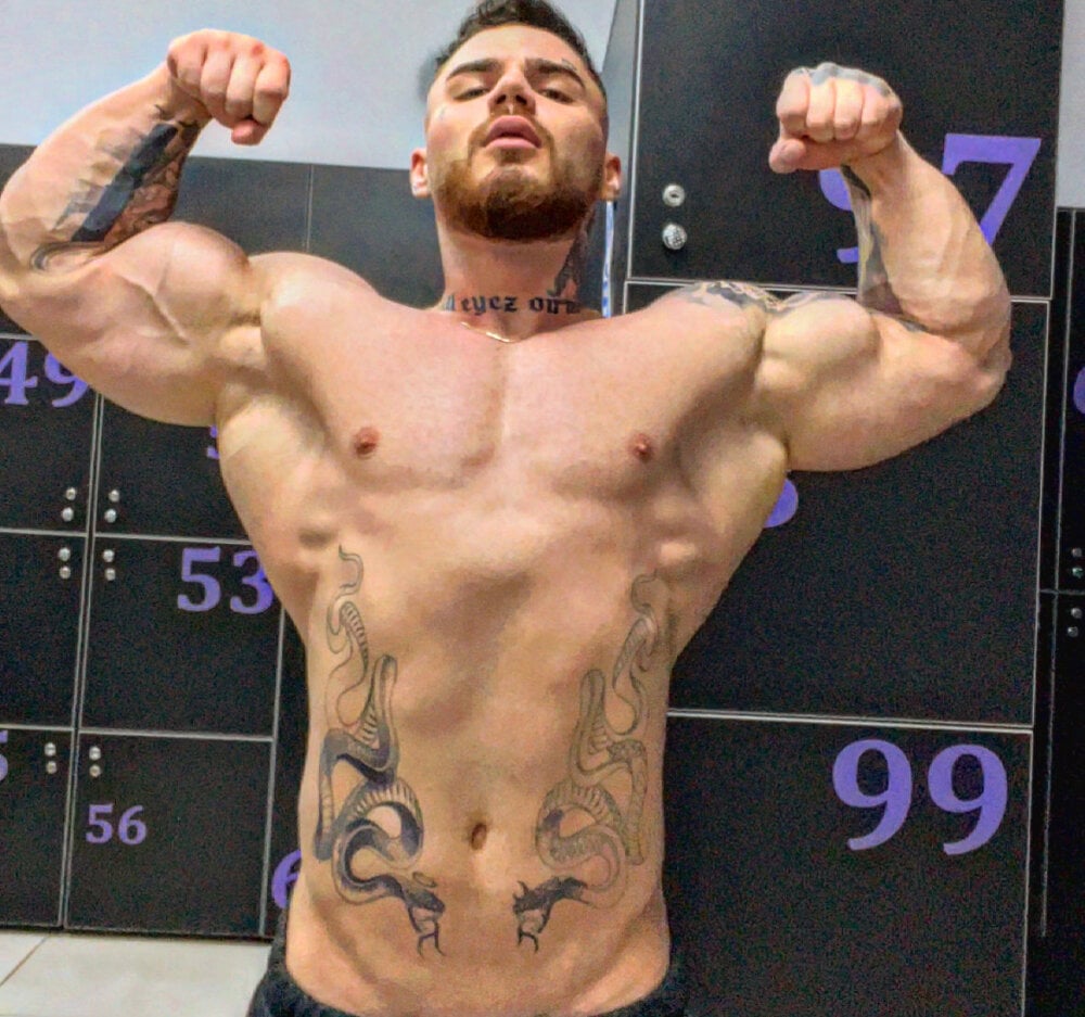 MartinezFamee profile