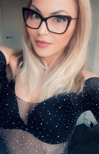 WET_LOVE - doggy style creampie