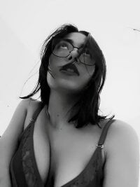 valeriahott_66's Live Sex Cam Show