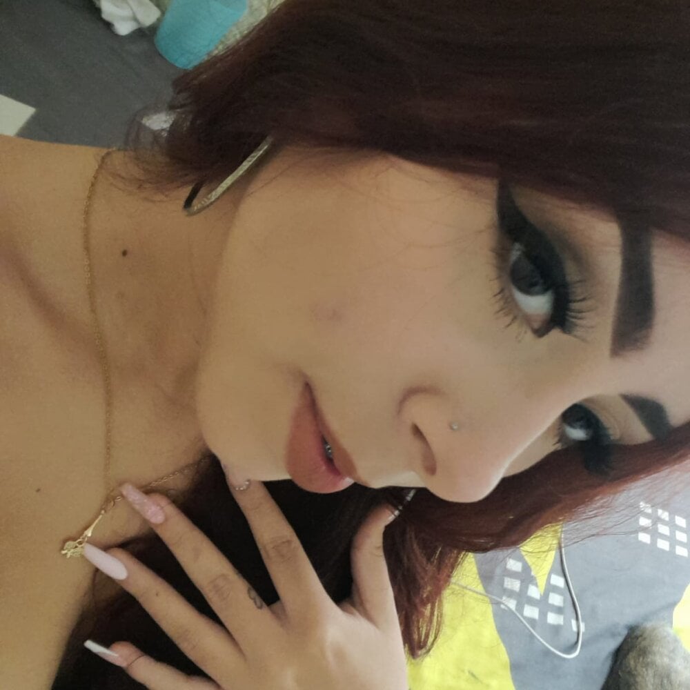 red_axelle profile