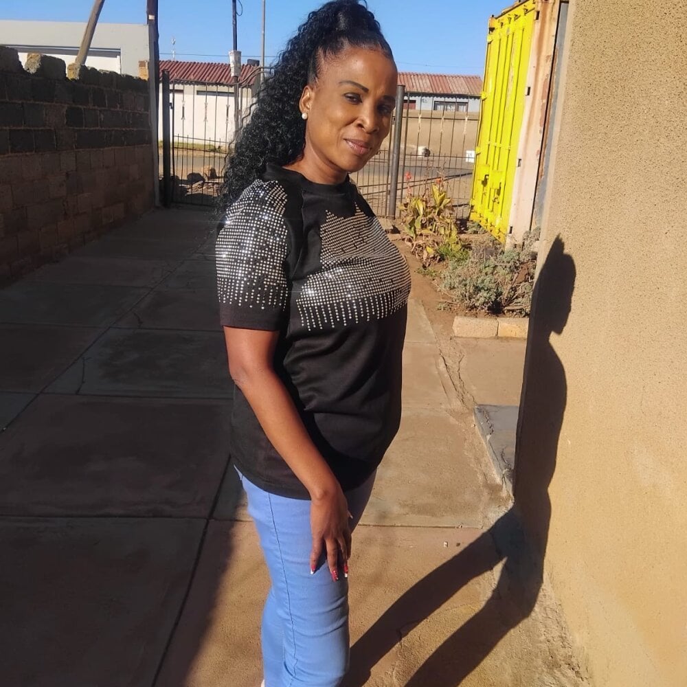 SexyNaughtyAfrican profile