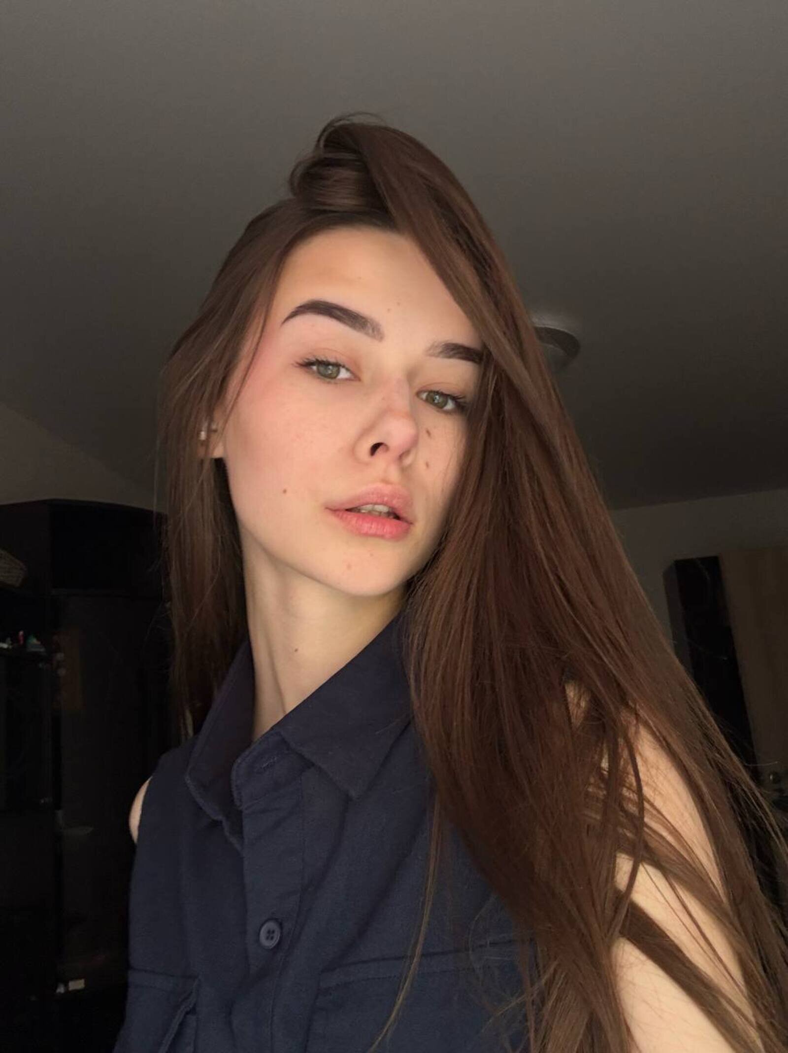 Molly_Akolly