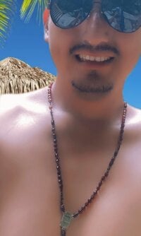 Yrresistible666's webcam live show