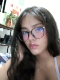 serena_cute's Offline Chat Room
