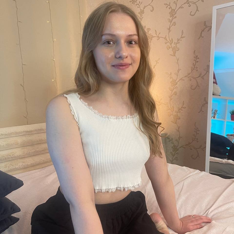 AliceMils profile