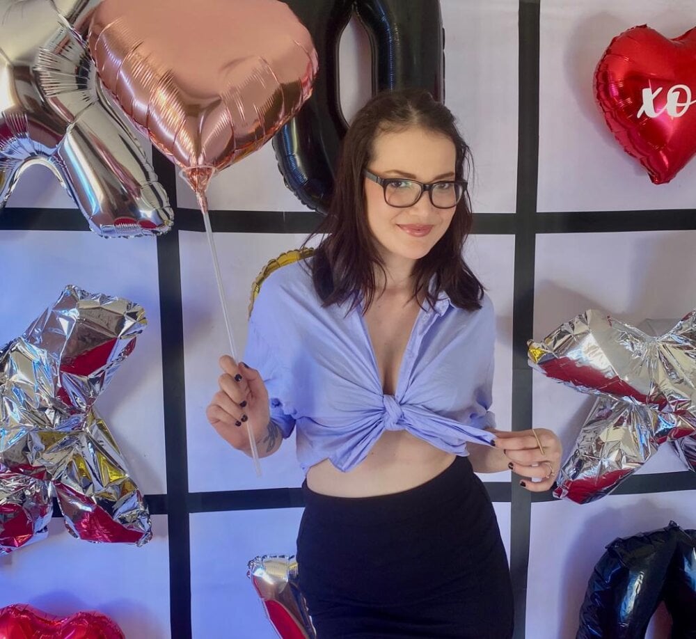 akiraa_k from stripchat