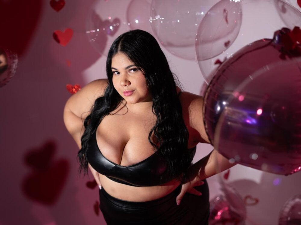 mollywoodd from stripchat