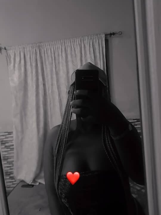 livesex.fan sexy_ass_dior livesex profile in somewhere-on-the-east cams