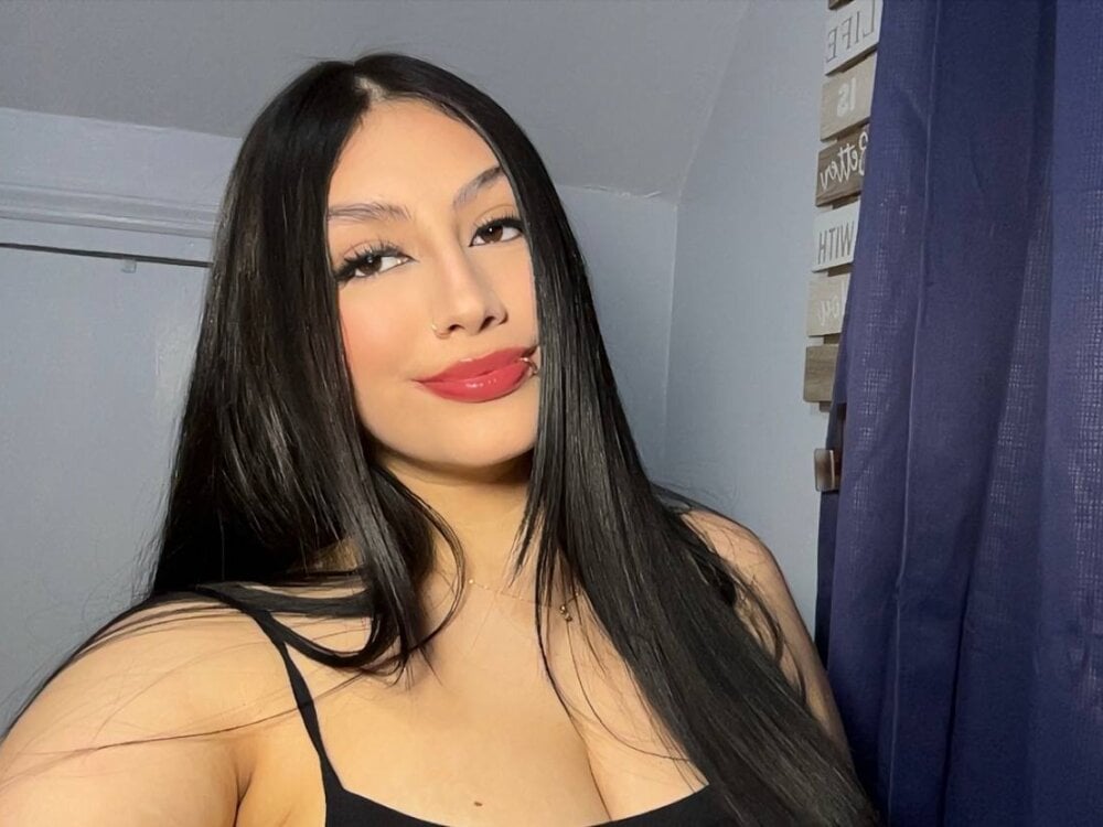 sarivelvet webcam profile - Swedish