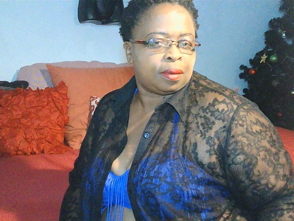 Rosesnicker3rd profile