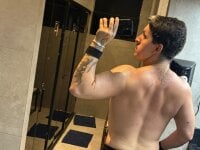 serpenttboy's webcam live show