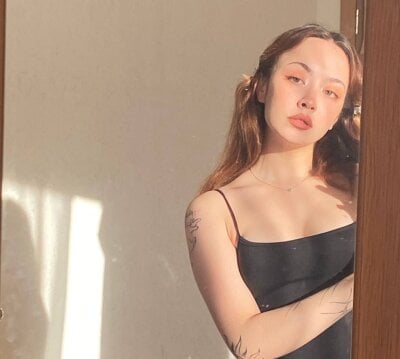 elivecams.com ClareBrown livesex profile in ethnicitymixed cams