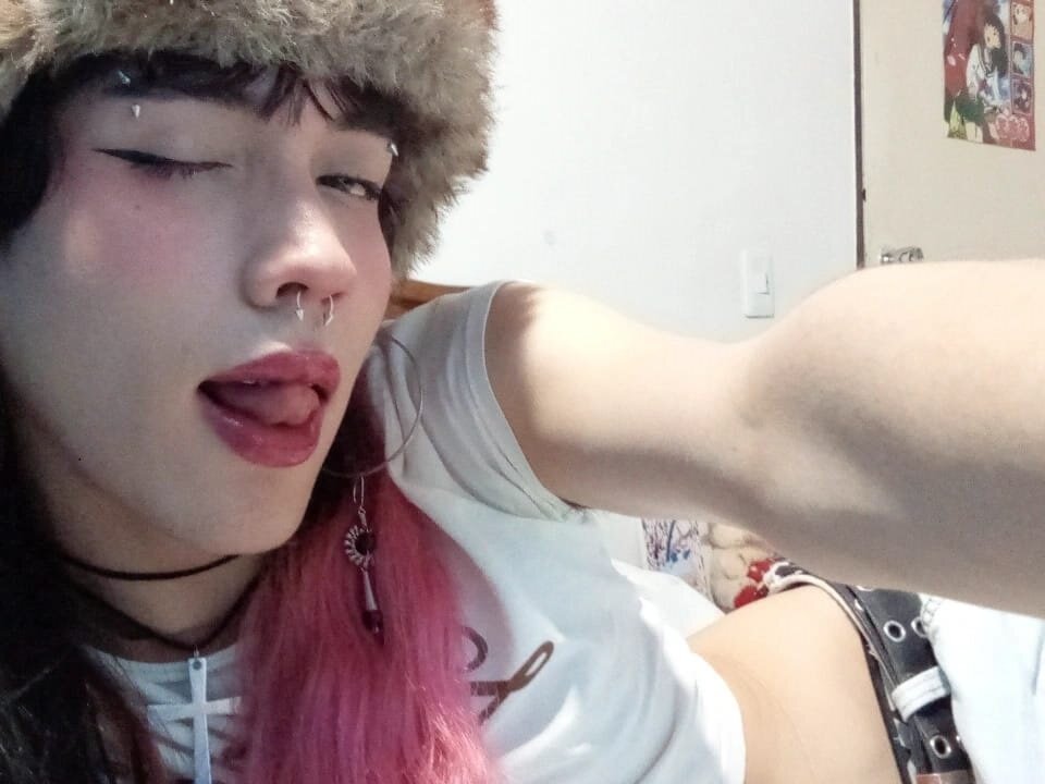 dearest_sabrina's Offline XXX Chat