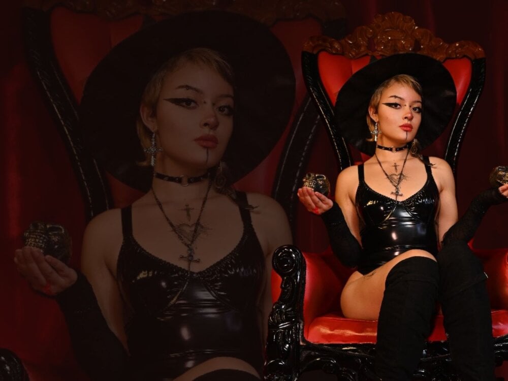 baby_punk1 webcam profile - Indian