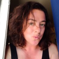 HotHornyHoney69's Offline Chat Room