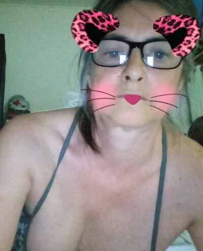 Bokabuxa57 Female Medium XXX Webcam