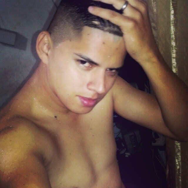 Offline XXX chat CaetanoZuluaga