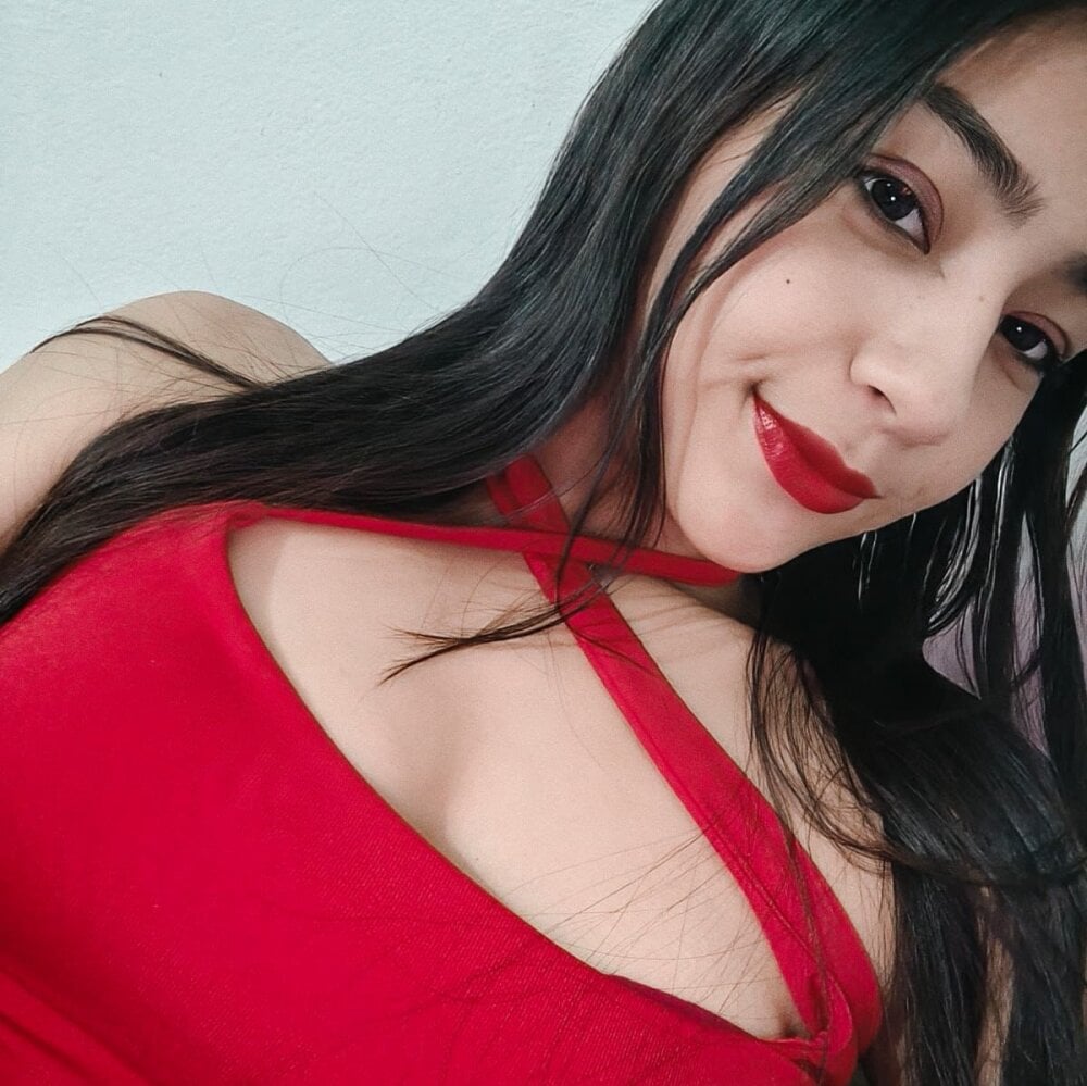 rio567894 Offline XXX Chat