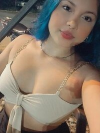 tania_velez044 offline chatrum