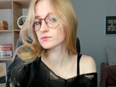 _WhiteDoll Female Striptease Live Webcam Porn