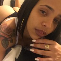 paola2418's Offline XXX Chat